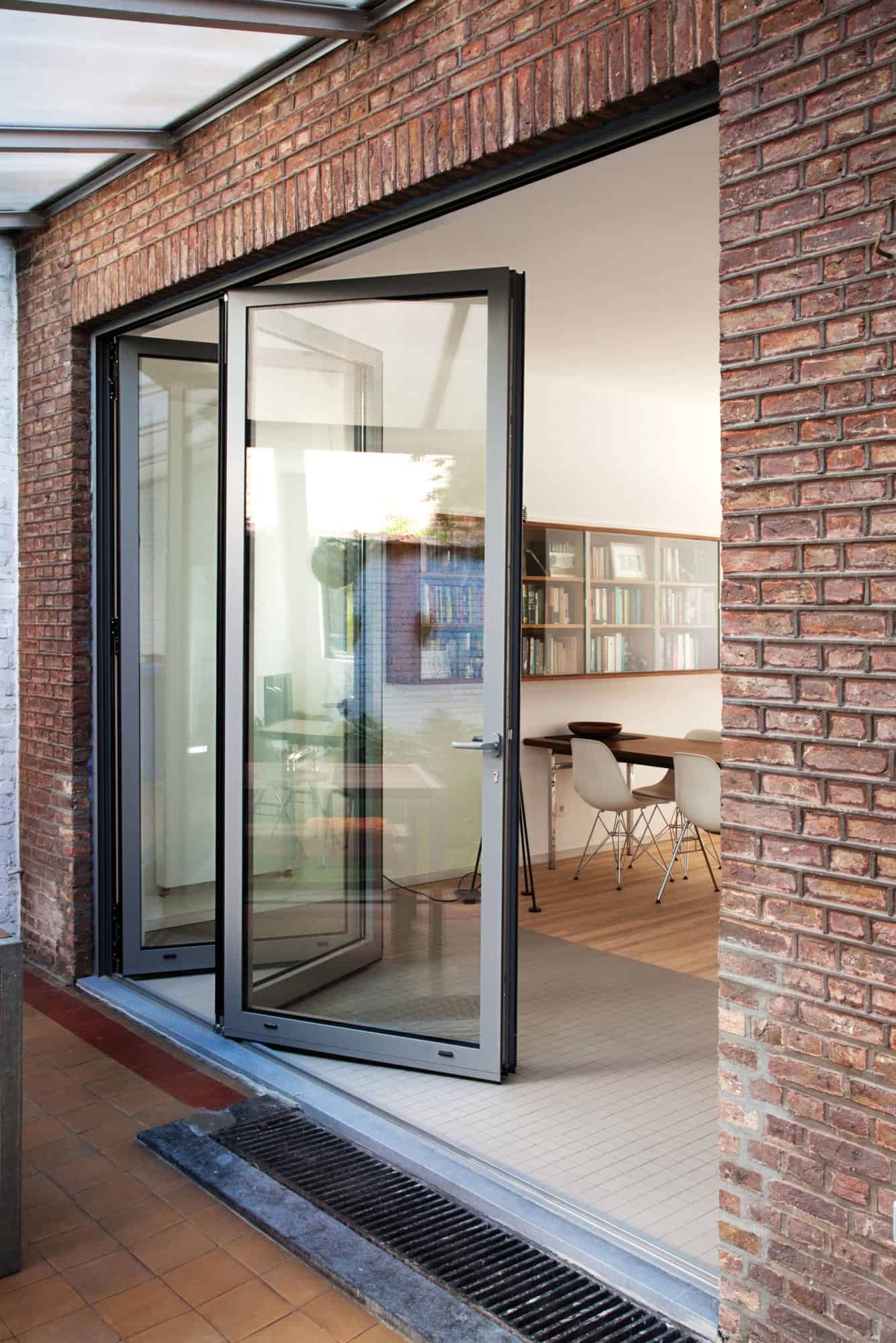 CF77 premium bi-folding door installation